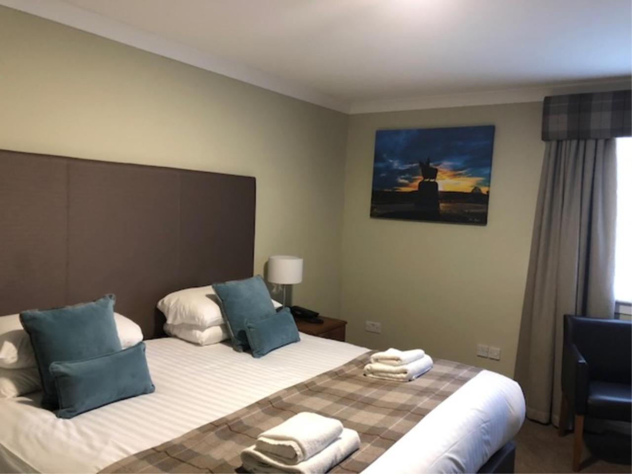 King Robert Hotel Стерлинг Экстерьер фото